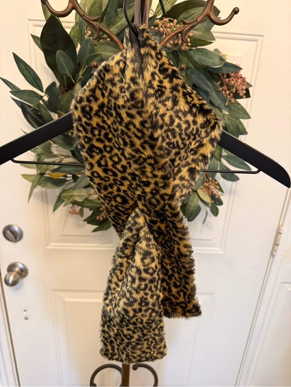 New York & Company Animal Print Leopard Print Faux Fur Stole Neck Wrap Scarf OS